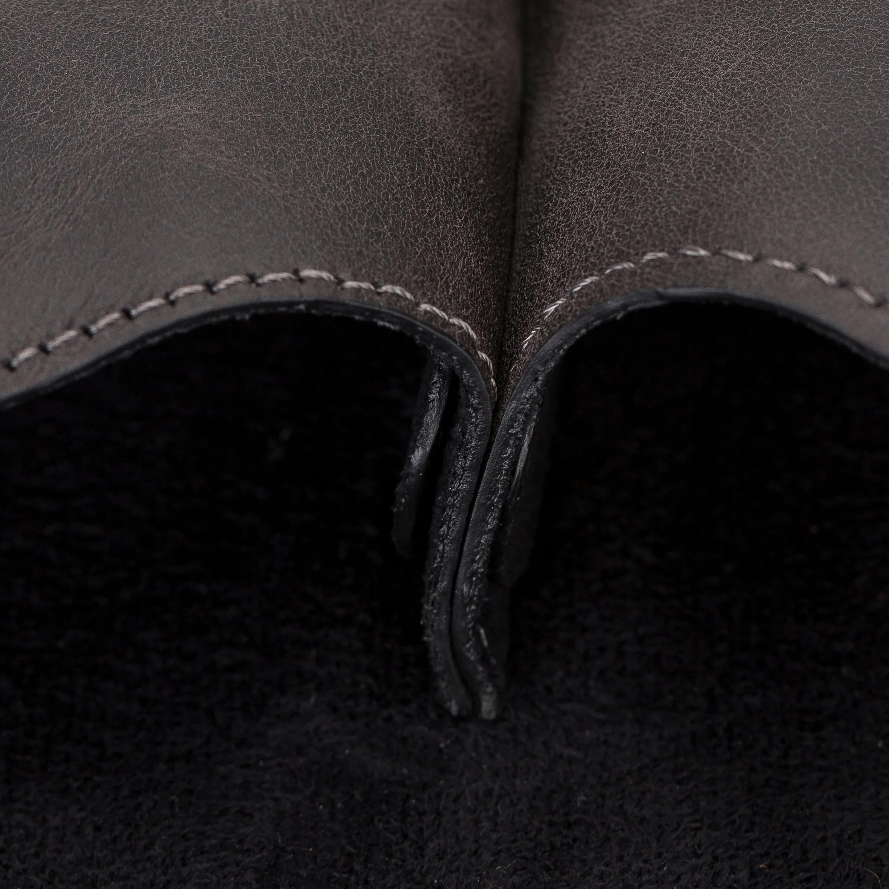Airpods Max Black Leather Case
